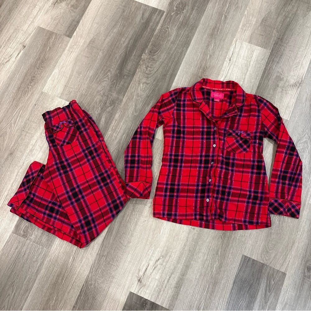 Victoria's Secret Pajama 2 Piece Set Red Plaid Dainty Bow Lg. Sleeve Pants SZ XS